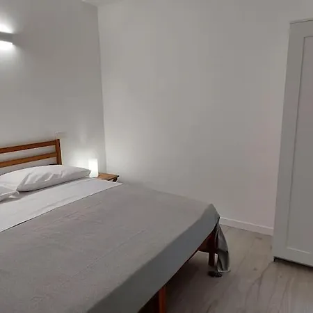 Nuovo In Centro Con Vista Mare *